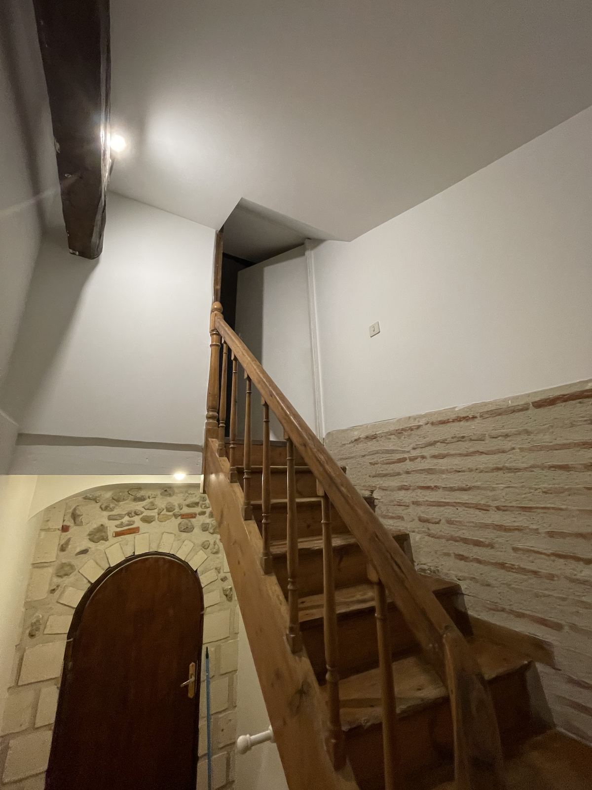 Escalier en bois rénové