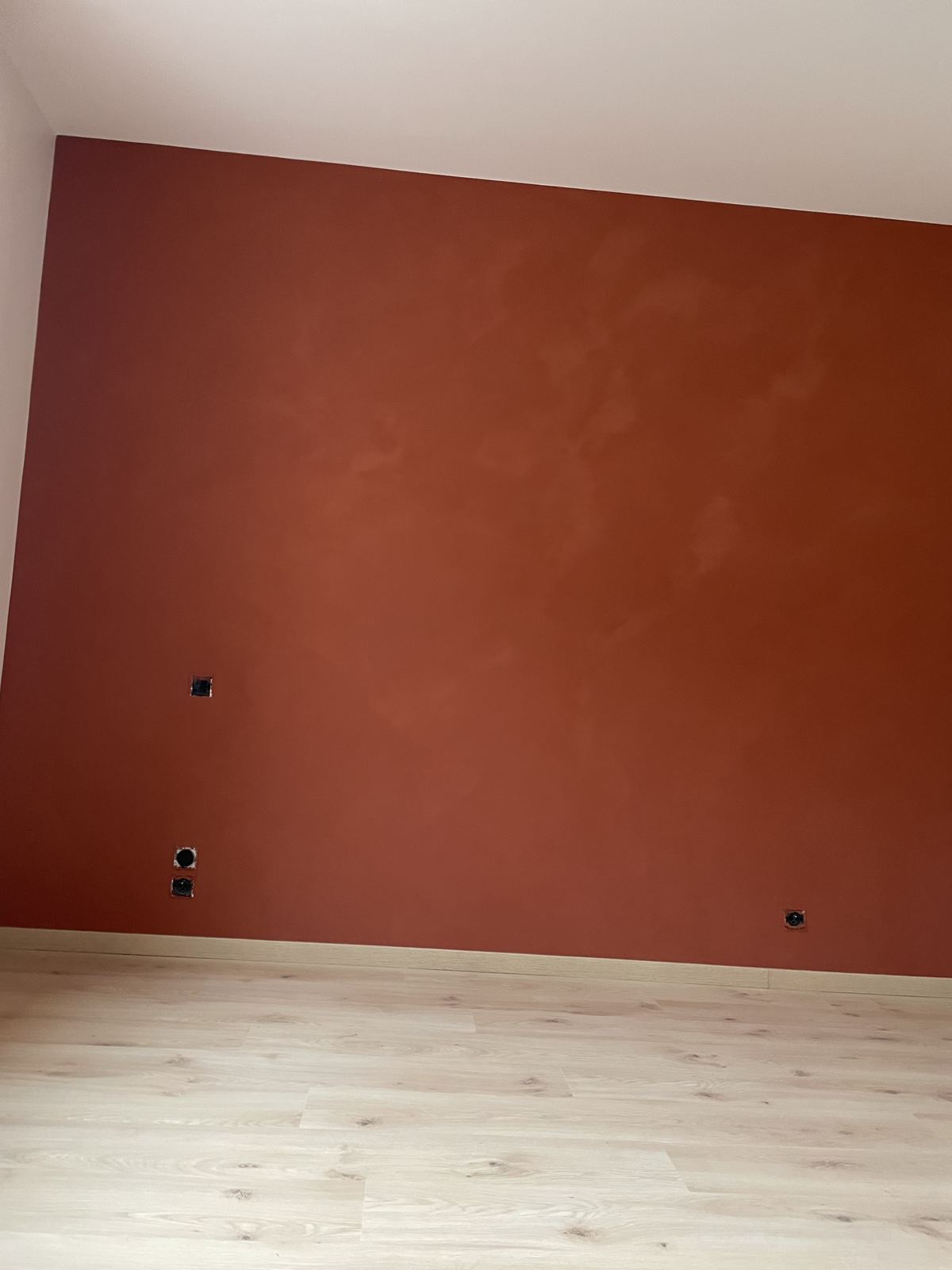 Peinture à la chaux, teinte terracotta sur-mesure